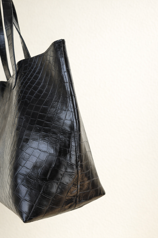 Bethel Tote Bag Black – Croc-Embossed Ethiopian Leather Texture Detail – Qoda
